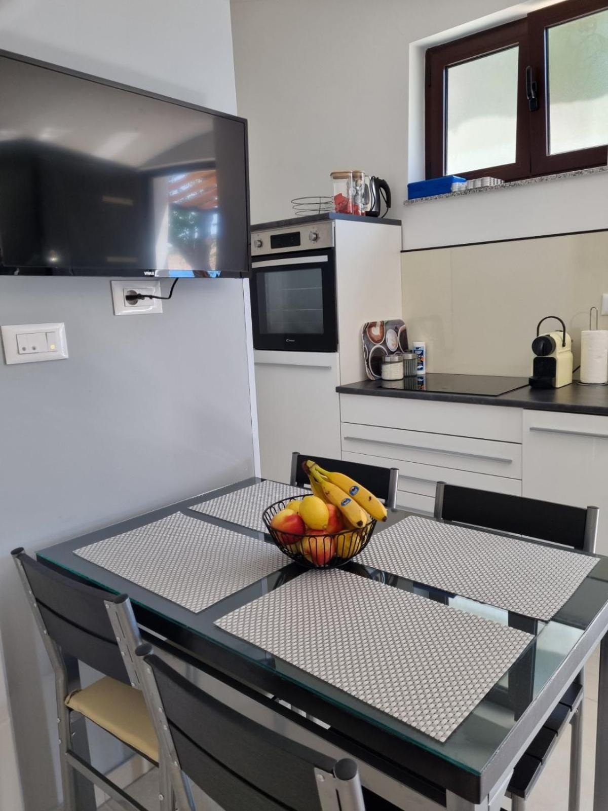 Apartman Ulrich Lukovo Luaran gambar