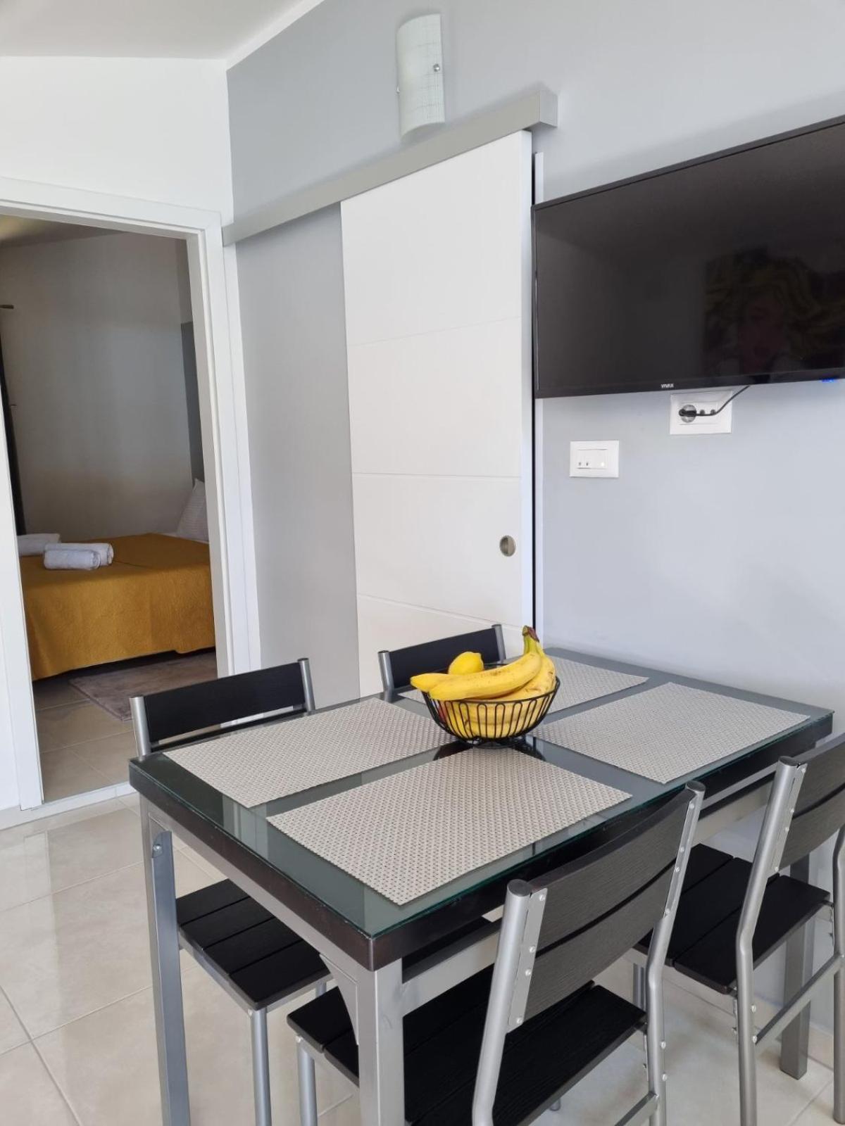 Apartman Ulrich Lukovo Luaran gambar