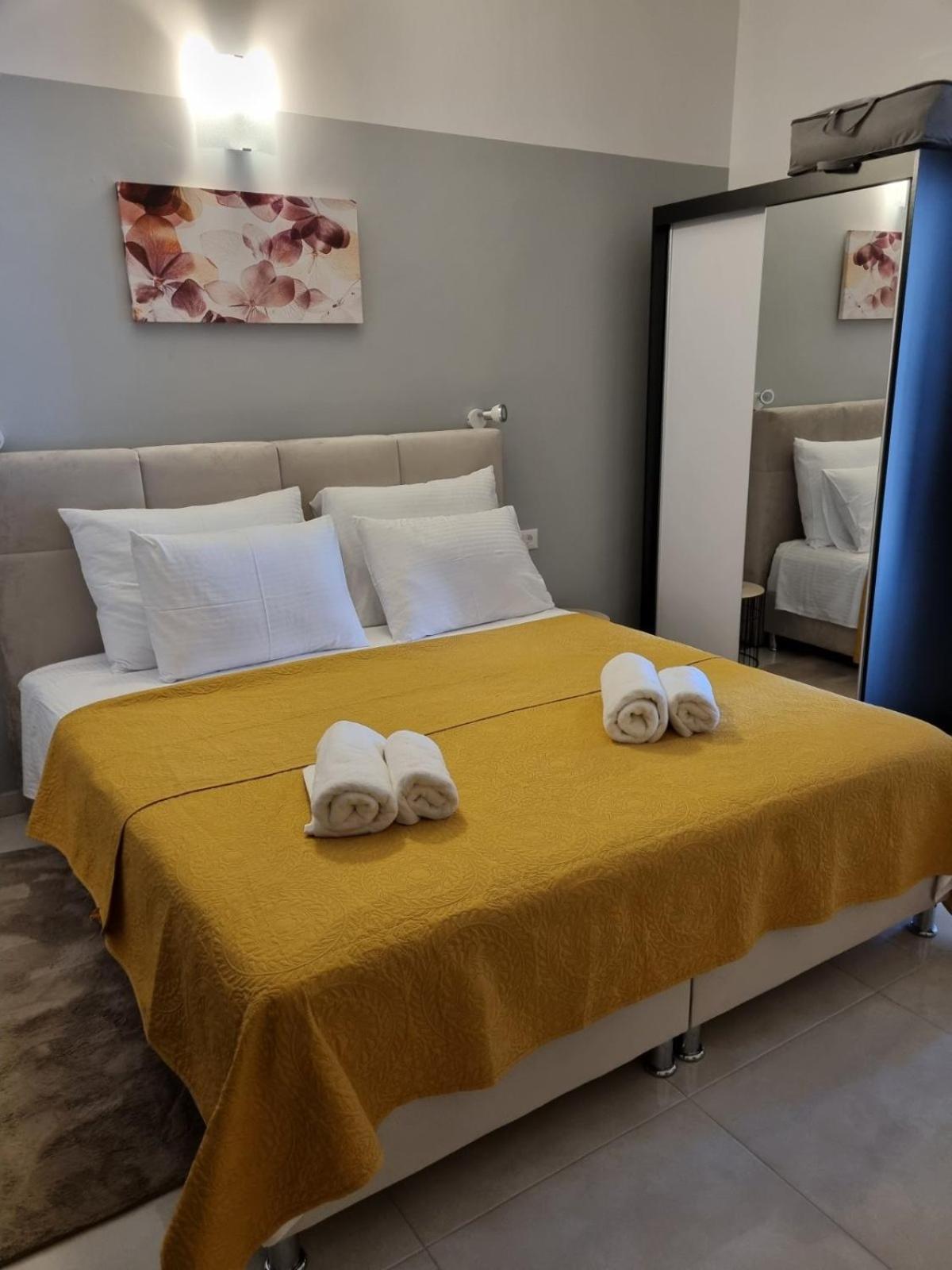 Apartman Ulrich Lukovo Luaran gambar